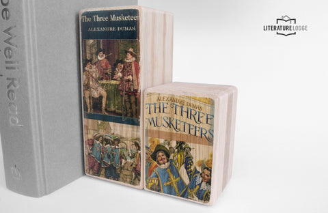 The Three Musketeers (Alexandre Dumas) Bookend